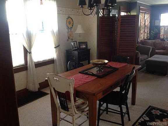 5th image of 108 Somerton Ave