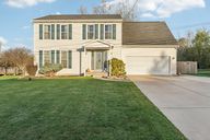 Shoreham Dr-S0511-001.jpg