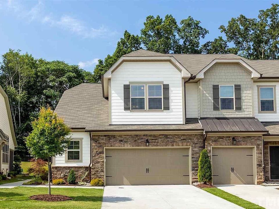 1st image of 150 Ellsworth Manor Dr