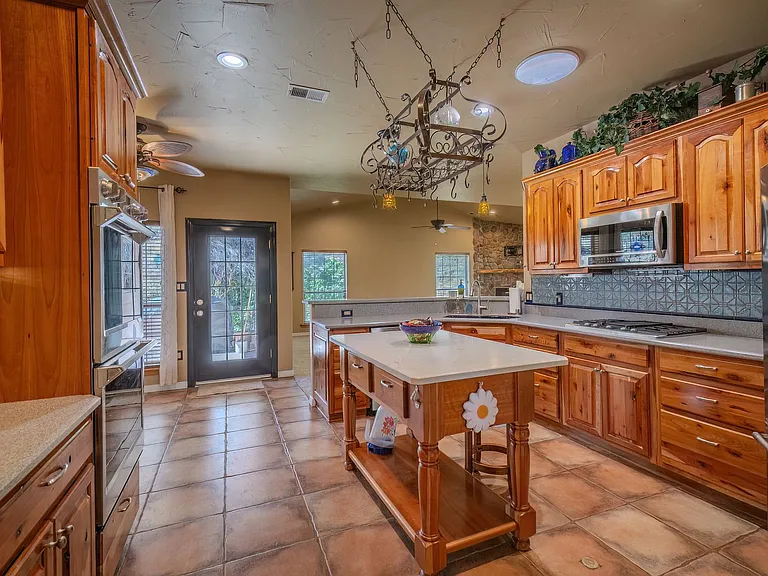 111 Coker Ln — Photo 41