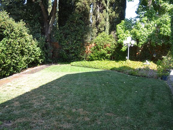 5th image of 3169 Admiral Dr