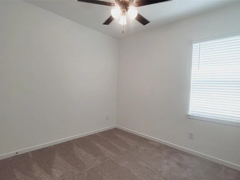 21523 Banpo Bend Dr — Photo 13