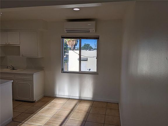 2nd image of 8012 Duesler Ln #D