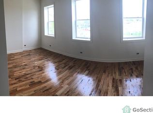 420 N Albany Ave #2, Chicago, IL 60612