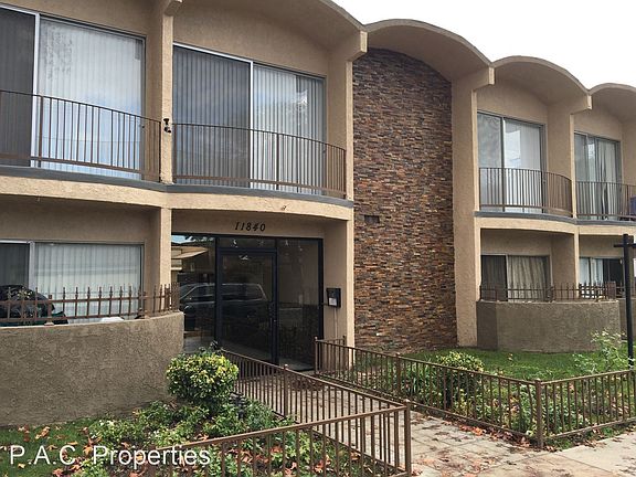 2nd image of 11840 Kittridge St #7305686