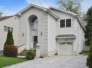 16 Ray St, Milltown, NJ 08850