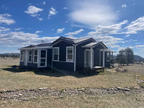 27926 Lariat Cir, Hot Springs, SD 57747