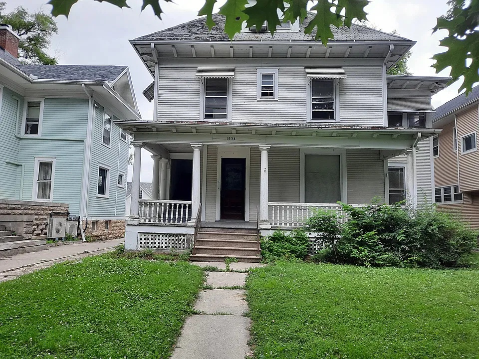 1934 F St #4
