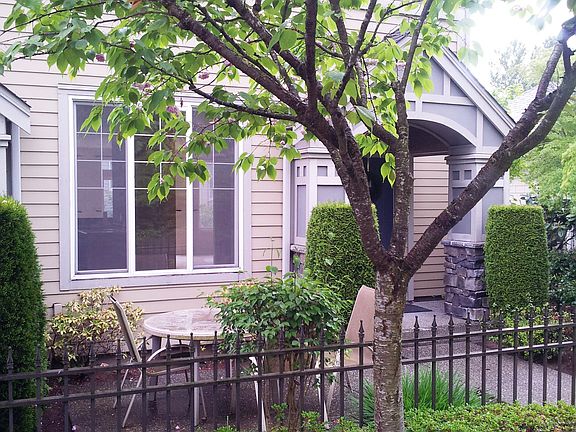 2nd image of 9209 124th Ave NE APT 607