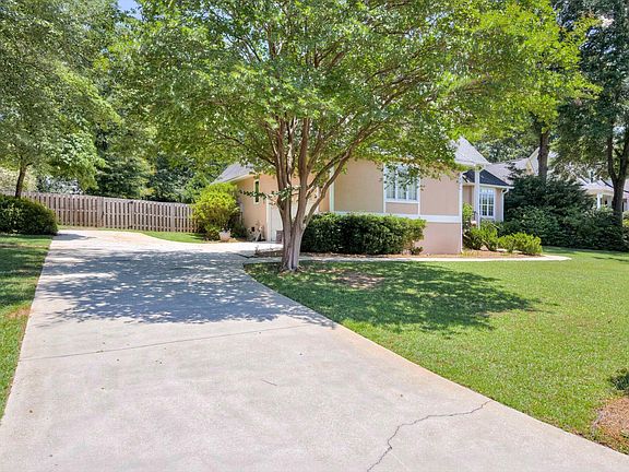 3rd image of 1295 Willow Woods Dr