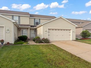 3903 Balmoral Dr, Champaign, IL 61822