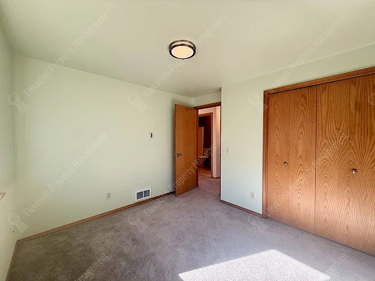3092 NE Tahoe Ct — Photo 20