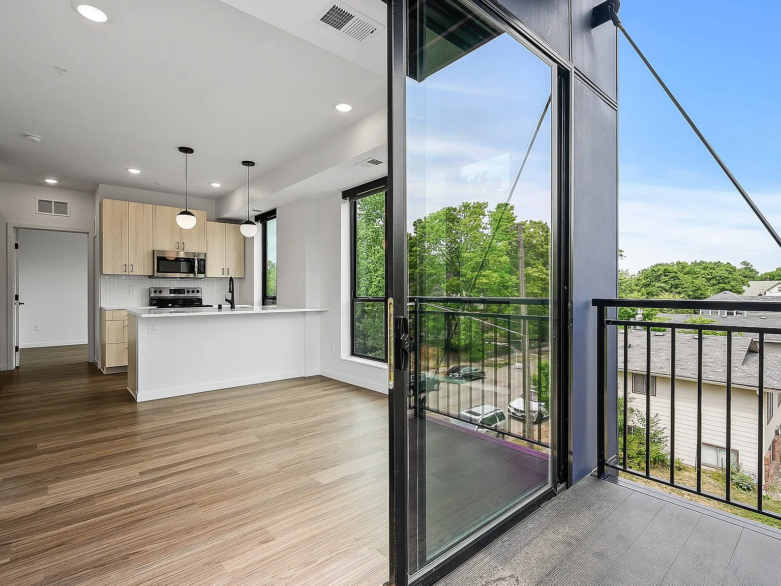 Sawyer Apartments — Photo 4