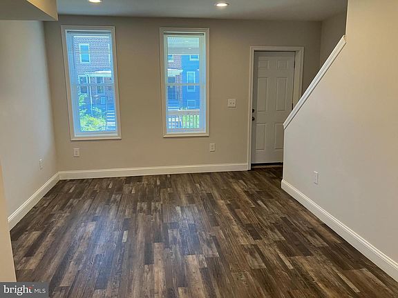 2nd image of 3215 Elmora Ave