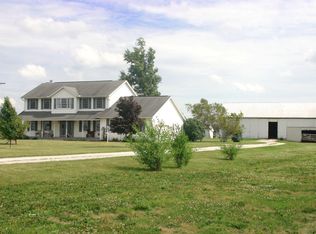 8127 Housekeeper Rd, Bowling Green, OH 43402