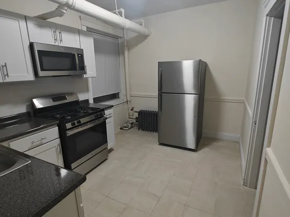122 Washington St #2, Brighton, MA 02135