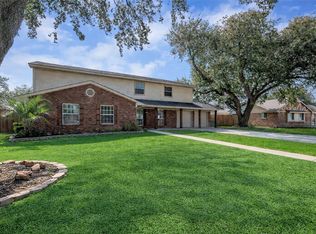 5007 Inverness Dr, Baytown, TX 77521