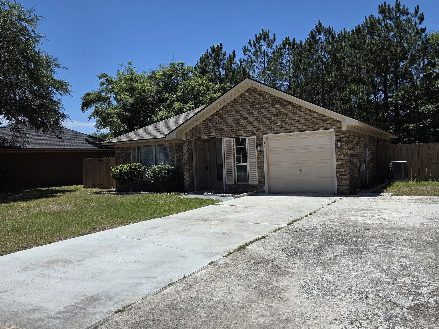 119 Wayfair Lane - 1 — Photo 2