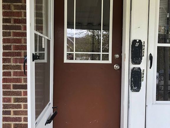 3rd image of 3943 Keokuk St #2F