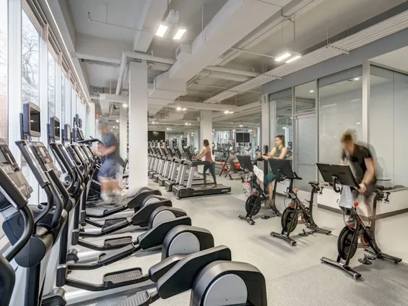 649 East 14th Street image 10 of 16