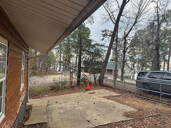 3rd image of 164 Bullard Dr