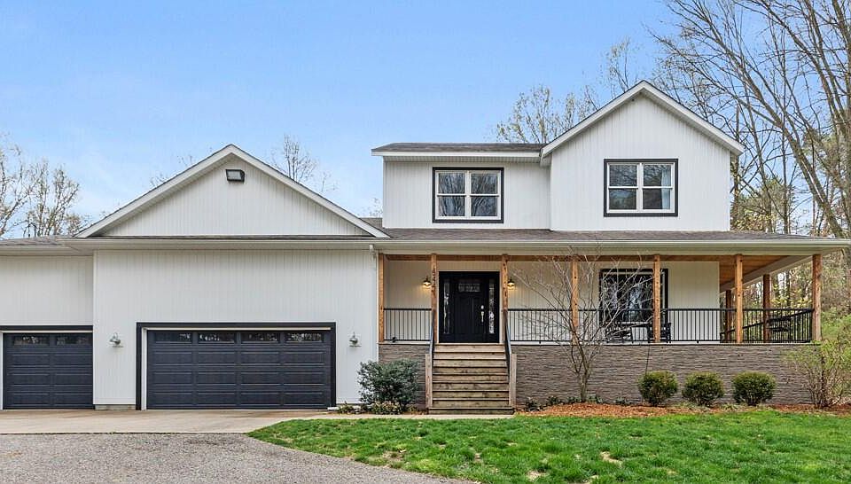 1st image of 5441 Grand River Dr NE
