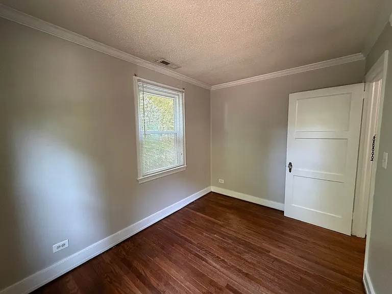 1627 Mason Ln — Photo 15