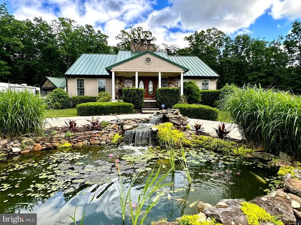 187 Rebecca's Ln, Purgitsville, WV 26852