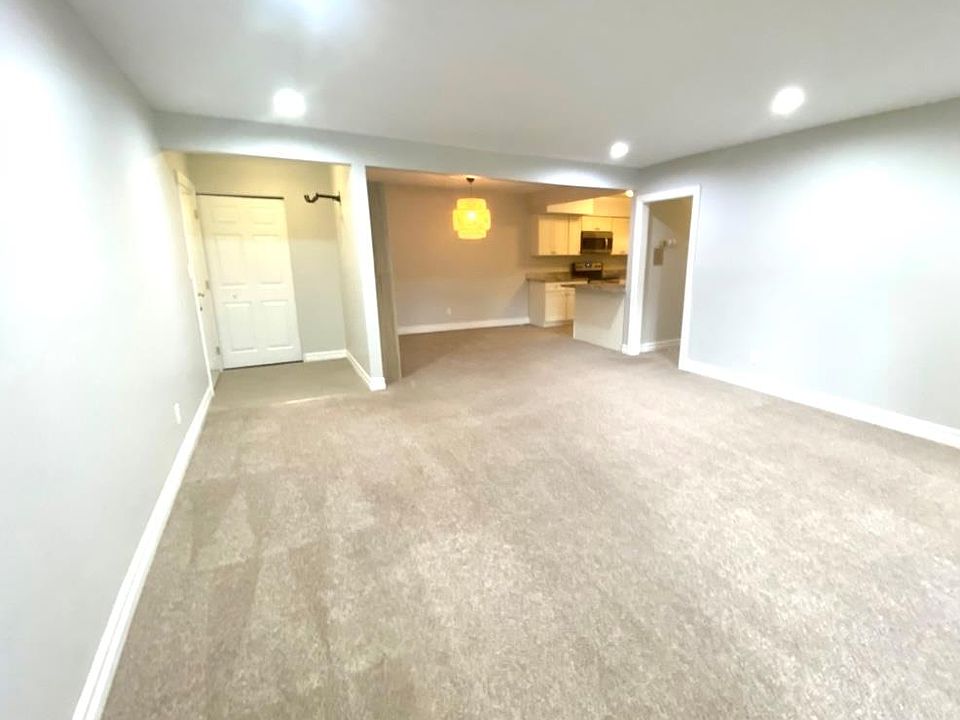 1111 N Old Woodward Ave Unit 5, photo 6
