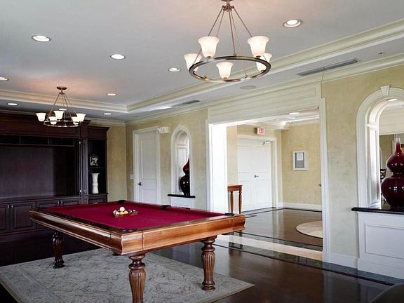 3rd image of 802 W Windward Way APT 302