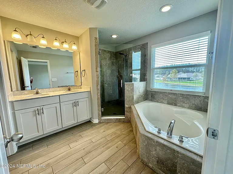 122 Codona Glen Dr — Photo 21