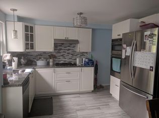 123-125 E Willock Rd, Pittsburgh, PA 15227