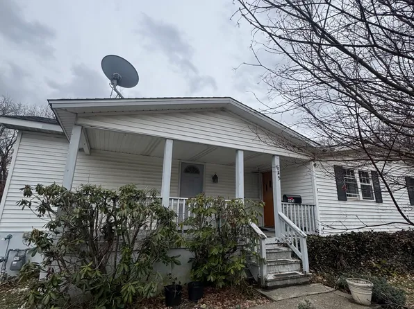 645 Oak St, Taylor, PA 18517