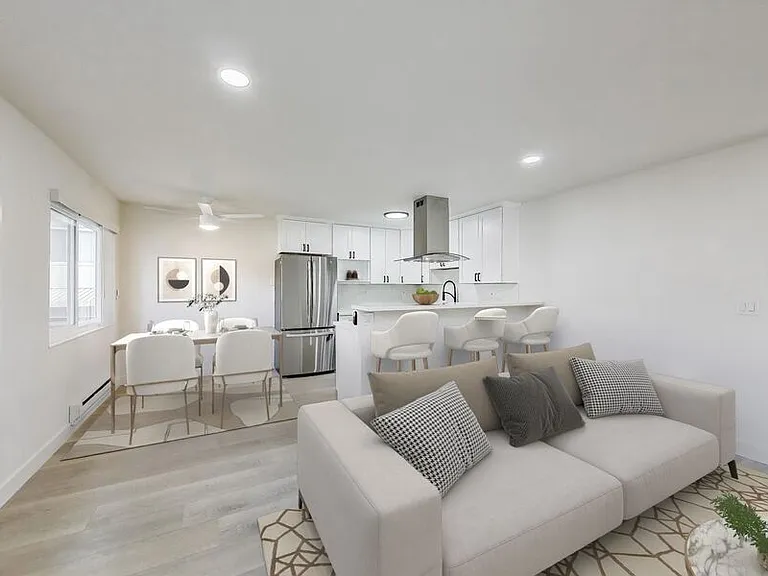 698 N Santa Cruz Avenue — Photo 7