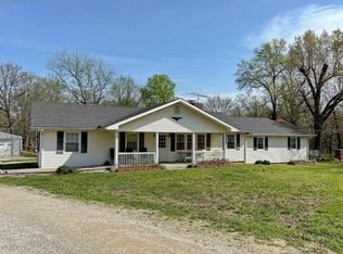 8289 E 570th Rd, El Dorado Springs, MO 64744