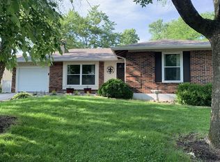 355 Novara Dr, Ballwin, MO 63021