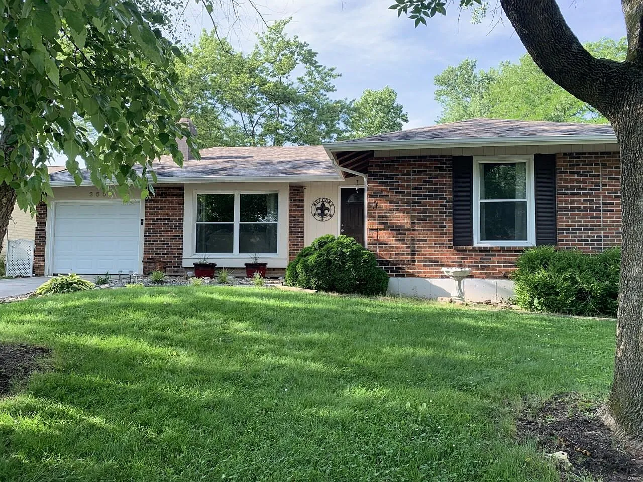 355 Novara Dr photo 1