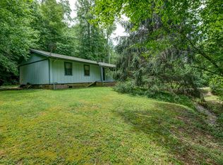 1489 Canyon Rd, Marble, NC 28905