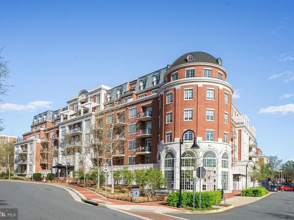 6900 Fleetwood Rd #612, McLean, VA 22101