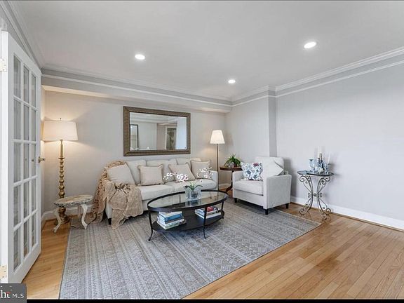 5th image of 3315 Wisconsin Ave NW APT 707