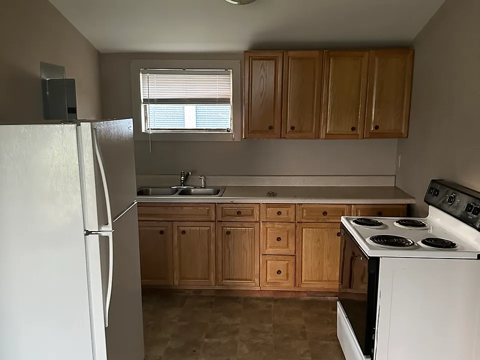 3042-44 Livingstone Trl #12