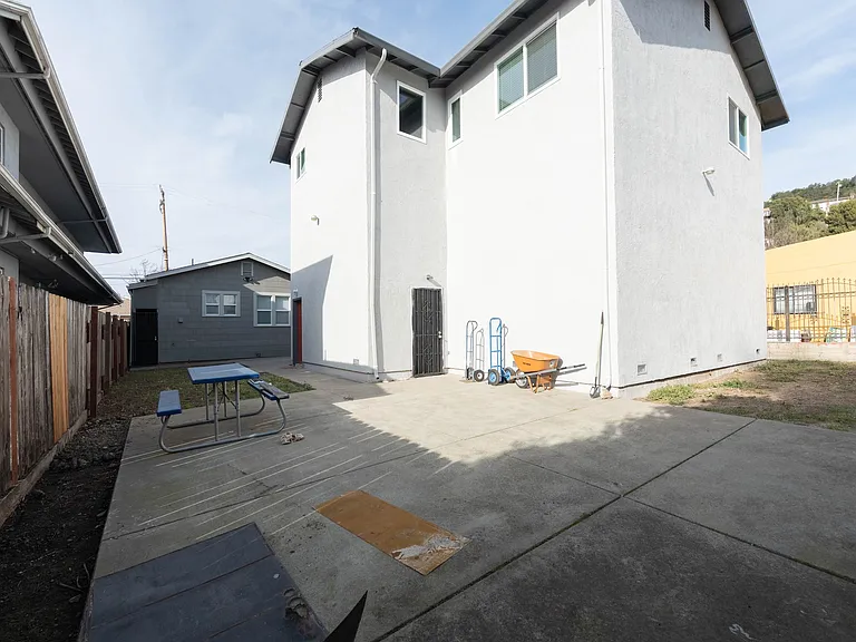 2456 88th Ave — Photo 33