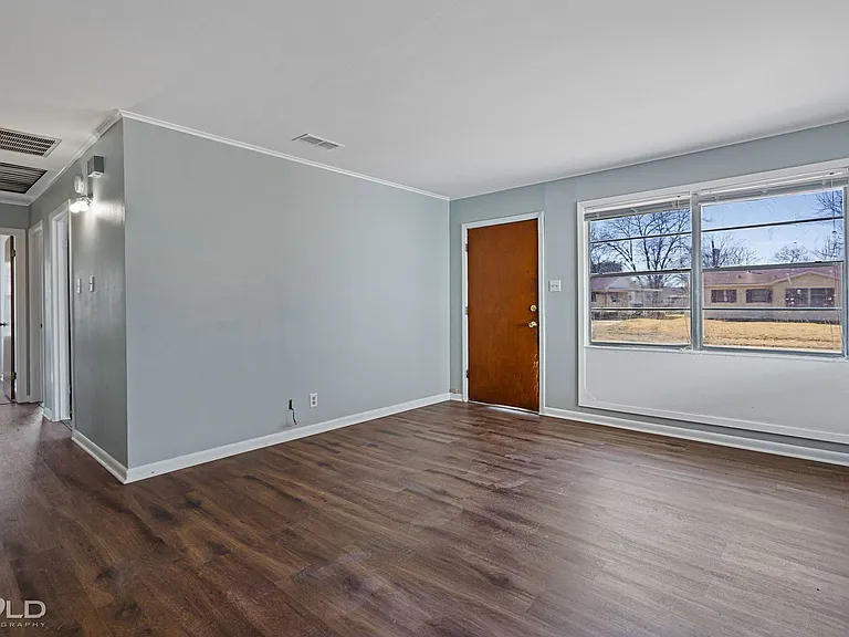 1518 Viosca St — Photo 3