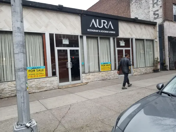 25-70 Steinway Street image 1 of 8