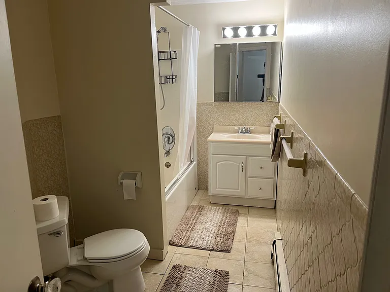 1738 Beacon St #1 — Photo 9