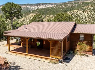 99 Juniper Rd, Jemez Springs, NM 87025