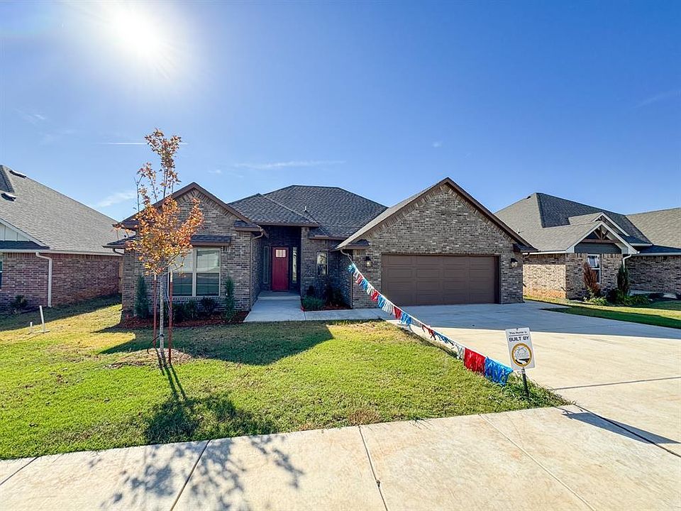 1st image of 2904 Summit Hollow Dr