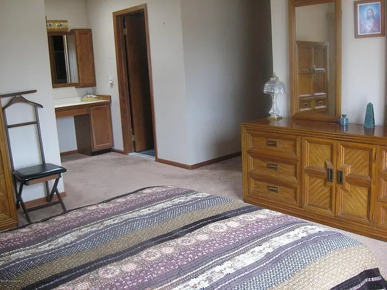 2403 Shore Haven Ct — Photo 6