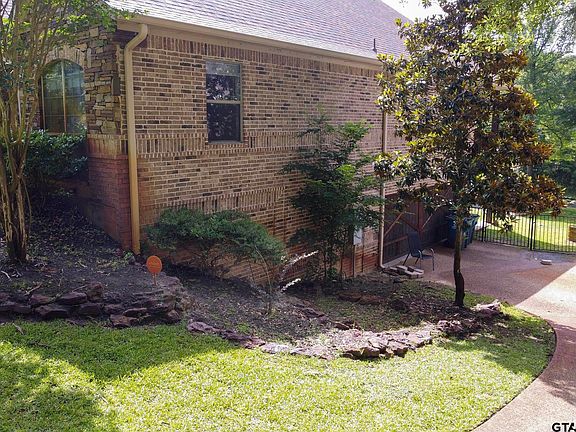 3rd image of 5200 Bayshore Dr