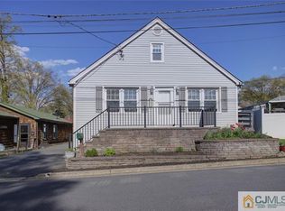 9 Short St, Edison, NJ 08817